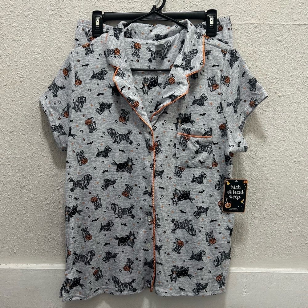 Trick or Treat Sleep Grey W/ Dog Halloween Print Pajama Top and Short Set NWT L